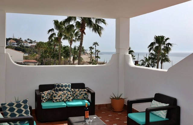 Apartment with sea views in La Cala de Mijas