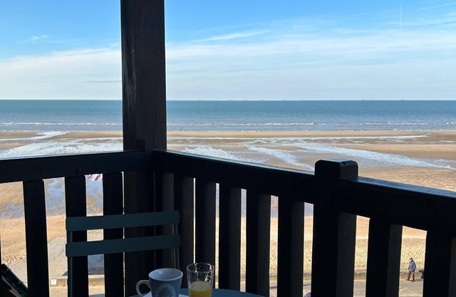 Apartment with sea view