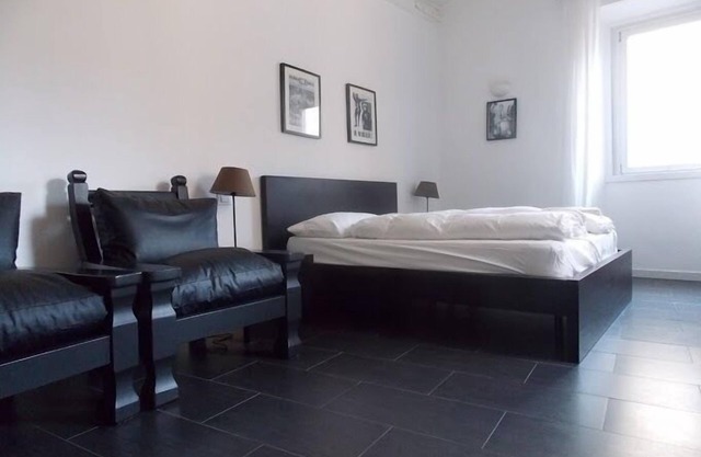 Apartment with 3 bedrooms and 3 bathrooms by the Spanish Steps