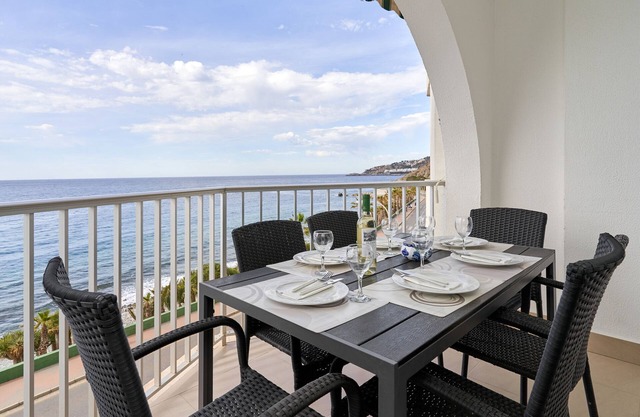 Apartment 'With Garage In Almuñecar' with Sea View, Wi-Fi and Air Conditioning