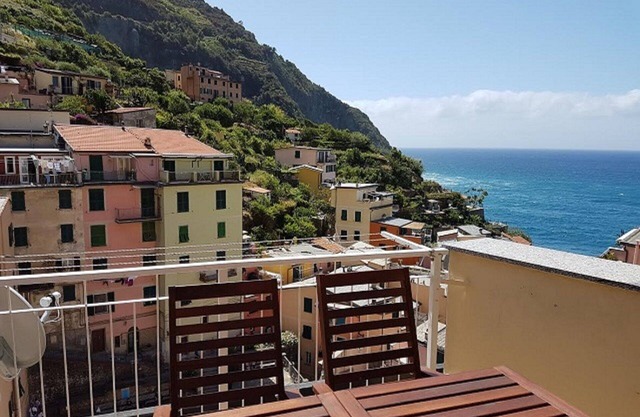 Apartment with Terrace, You can see all the village and our sea, in Riomaggiore