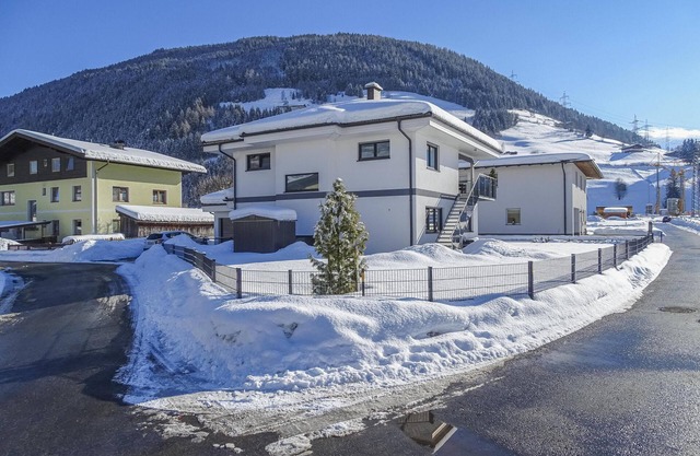 Apartment with terrace, 8 minutes from ski lift