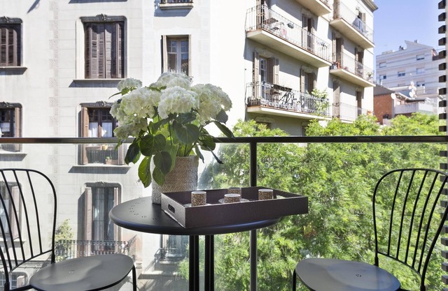 Apartment with Terrace 3 rooms in the center in with parking - Free WiFi