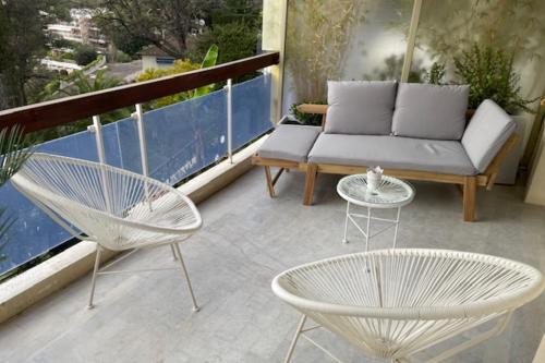 Apartment with terrace in Le Cannet Colline