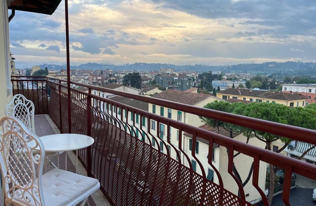 Apartment with two spacious rooms, a bathroom and a kitchen with a balcony.