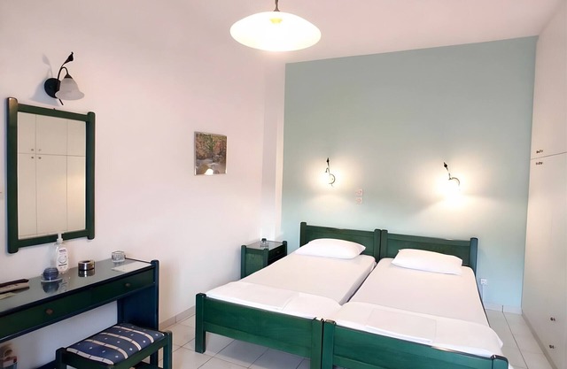 Apartment 'Zefiros - Drift' with Mountain View, Wi-Fi and Air Conditioning