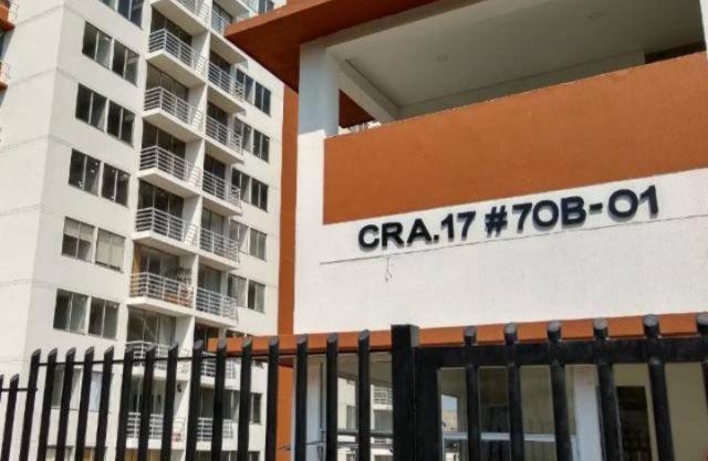 Apartmento conjunto residencial cerca aeropuerto.