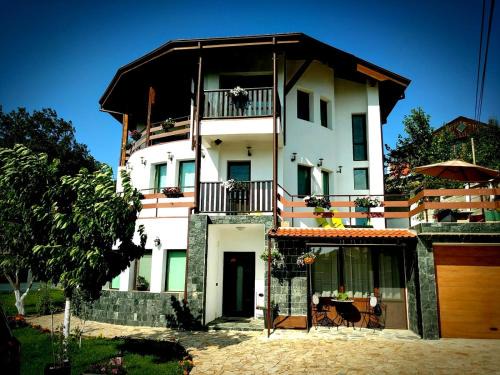 Apartments in Golden Sands park near the sea