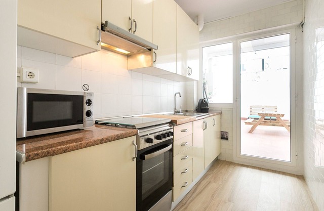 ApartUP Ayora Garden