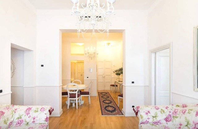 App. To Pistoia center-Tuscany, between Florence & Pisa - 2 bedrooms, bathroom, kitchen-4 people