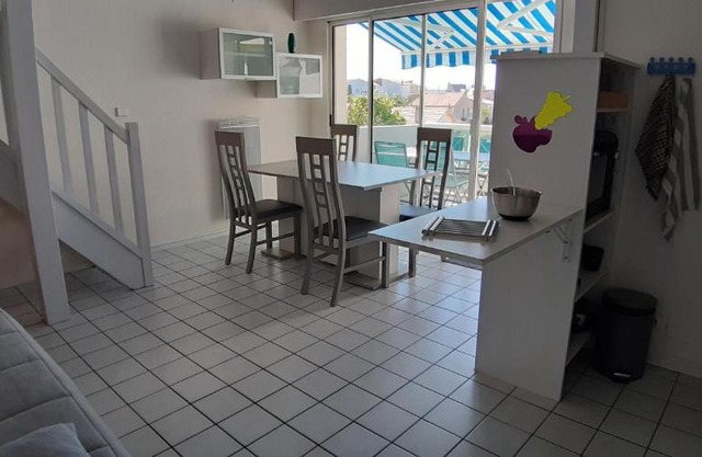 Appart 6 personnes, 3 min à pied de la plage et du centre ville