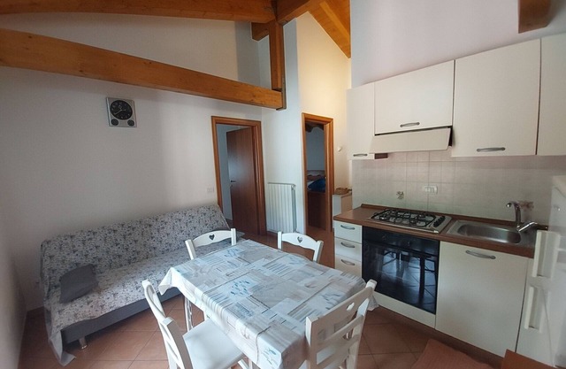 Appartamenti Enrica /Just 400 m away from the sea , new flat for 4 people