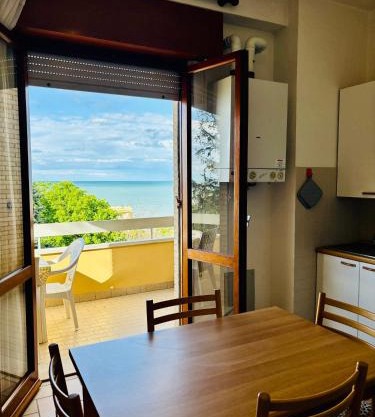 APPARTAMENTO -C- VISTA MARE con 2 camere da letto-Residence Azzurro