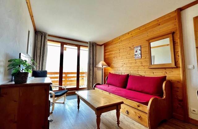 Appartement cosy 6 personnes avec piscine et parking au centre du village - FR-1-505-96