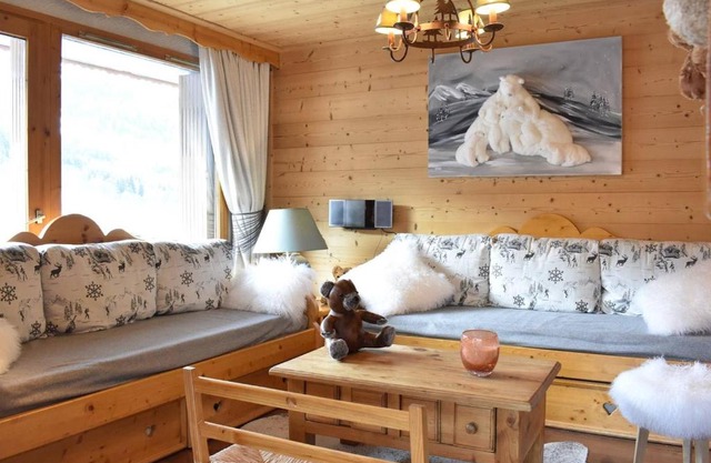 Appartement 3 pièces avec balcon, parking et wifi, proche du centre de Méribel, pour 7 personnes - FR-1-180-211