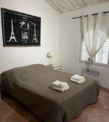 Appartement 5 personnes village provençal du haut var claviers