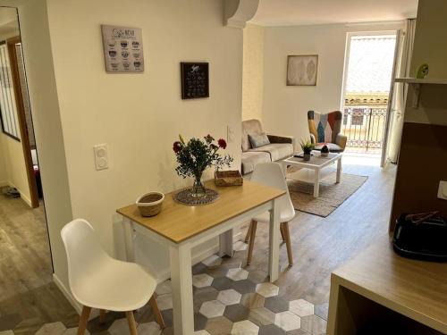 Appartement 56m2 avec balcon en coeur de village