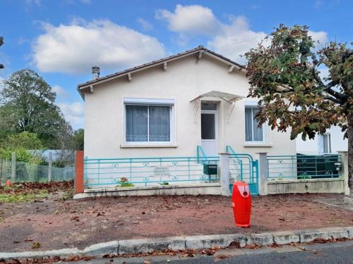 Appartement agréable à Jonzac de 35 m² avec parking privé