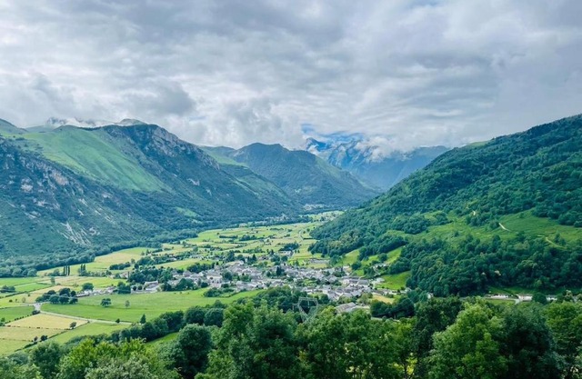 Appartement avec balcon et vue sur les montagnes