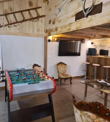 Appartement confortable à Séez de 70 m² avec balcon