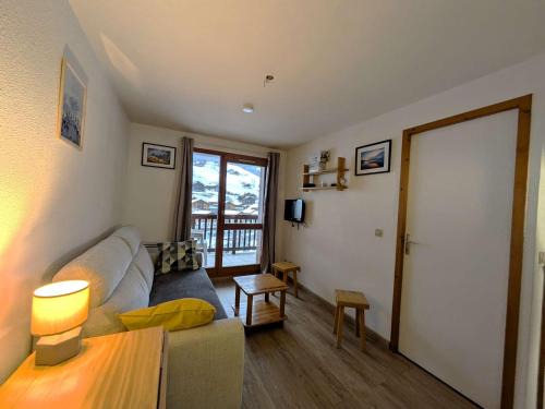 Appartement cosy à Arêches, 50m des pistes, terrasse ouest et piscine l'été - FR-1-342-249