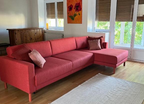 Appartement dans maison avec cour et parc