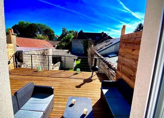 Appartement de 2 chambres avec jacuzzi jardin clos et wifi a Nemourslone