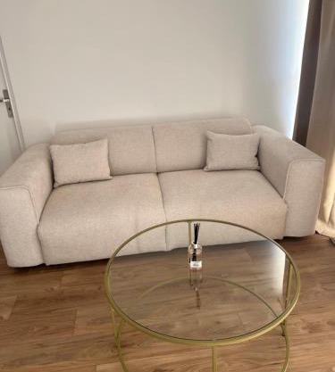 Appartement rénové situé aux portes de Paris