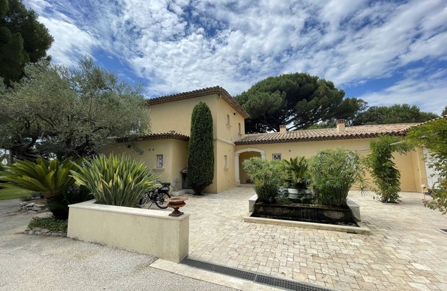 Appartement Mitoyen Dans Belle Propriété