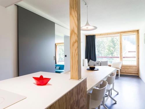 Appartement Rénové, Ski aux Pieds, Sud, 2 Balcons, 3 Pièces + Cabine, Village du Charvet, Arc 1800 - FR-1-346-317