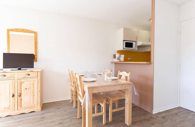 Appartement rénové à Peyragudes, 6 pers, proche pistes, parking gratuit & avantages ski - FR-1-695-40