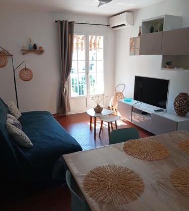 Appartement T2 à la Croix Valmer piscine et tennis