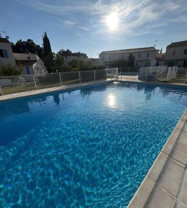 Appartement T2, 4 personnes, climatisé, avec piscine, Village de la Mer