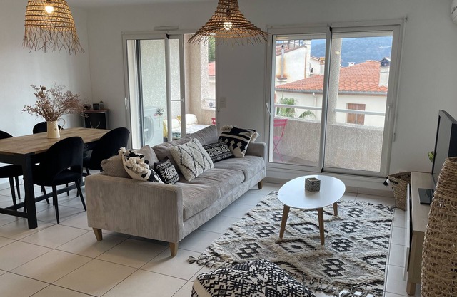 Appartement T3 Climatisé Avec Balcon
