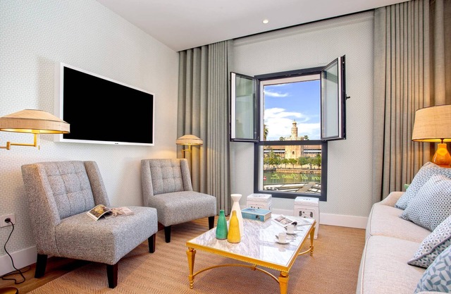 Appartement Torre del Oro View. Betis XXIV