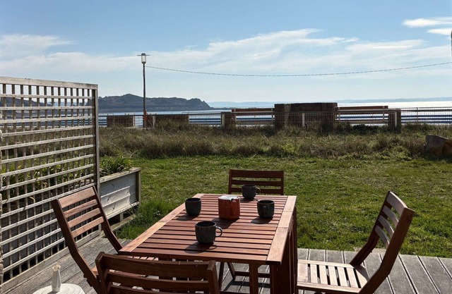 Appartement vue mer terrasse et accès à la plage