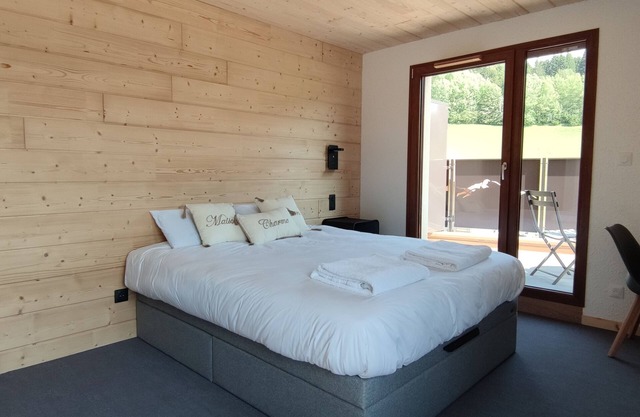 [apparthotel] Appartement de Deux Chambres Communicante, Deux Sdb, une Cuisine