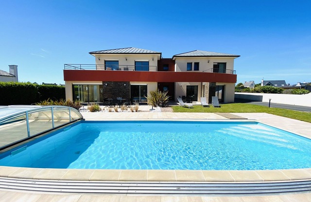 Appt 6 pers 3* - Piscine chauffée en saison - plage à 300m