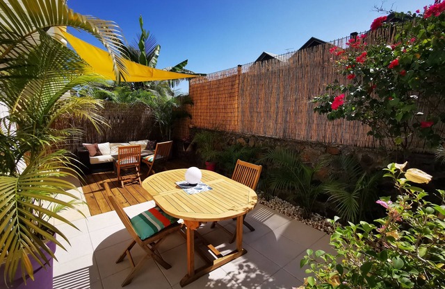 Appt "chrisanne" 3 T2 Grande Terrasse à St Gilles