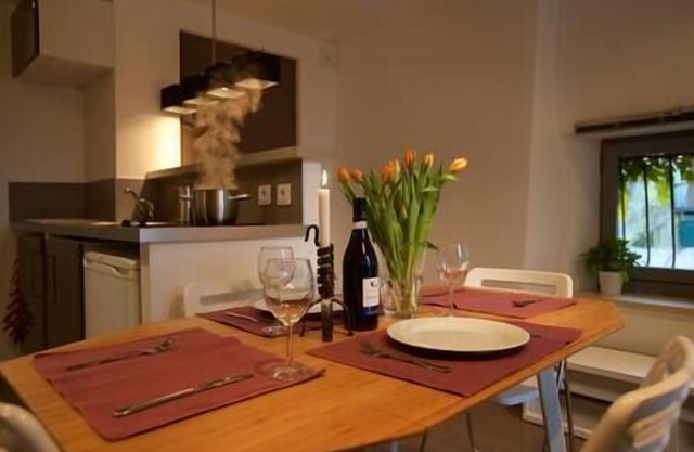 Apt 2 La Maison du Village