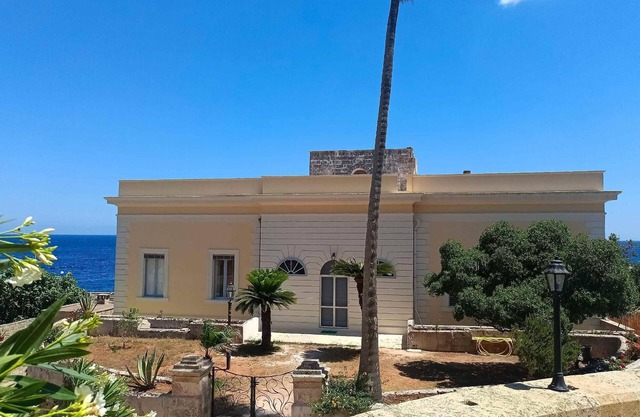 Apt Gloria - Villa Risolo by Love Sud