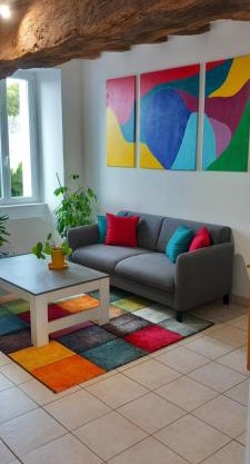 APT Iere ETAGE PARKING PRIVE AVEC GARAGE MOTO VELO