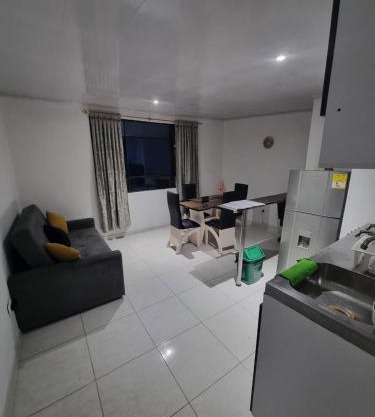 Apto amoblado a 15 min de la Embajada americana