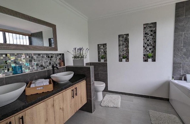 Apto lujo con jacuzzi,piso 4