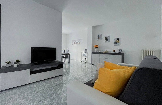 Apulian Apartment, Valenzano, Metropolitan Area of Bari
