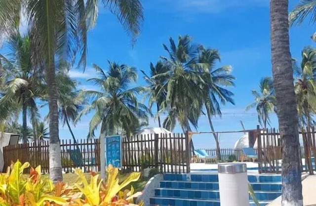 AQUA BREEZE GLAMPING