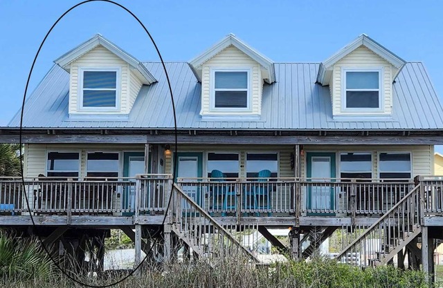 Aqua Essence Triplex - Unit 1 - Gulf Front, Pet Friendly