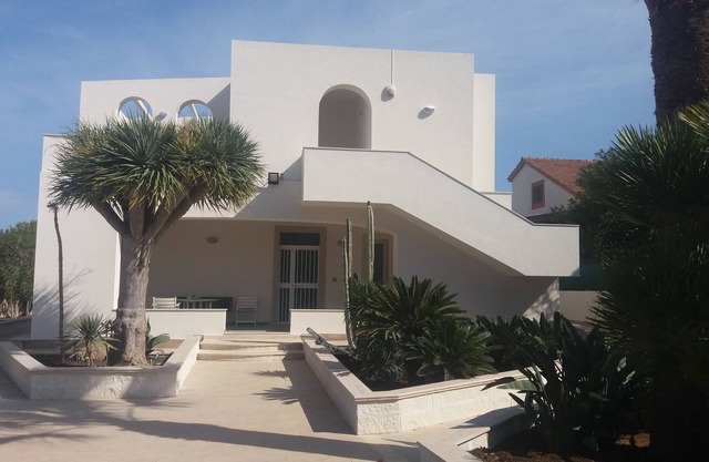 ARCHIAMMARE, Arches on the Ionian, sea & pool, accommodation SKY
