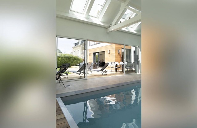 Architect-designed villa with heated indoor pool in Dinard