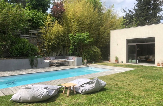 Architect's house between Nîmes and Montpellier